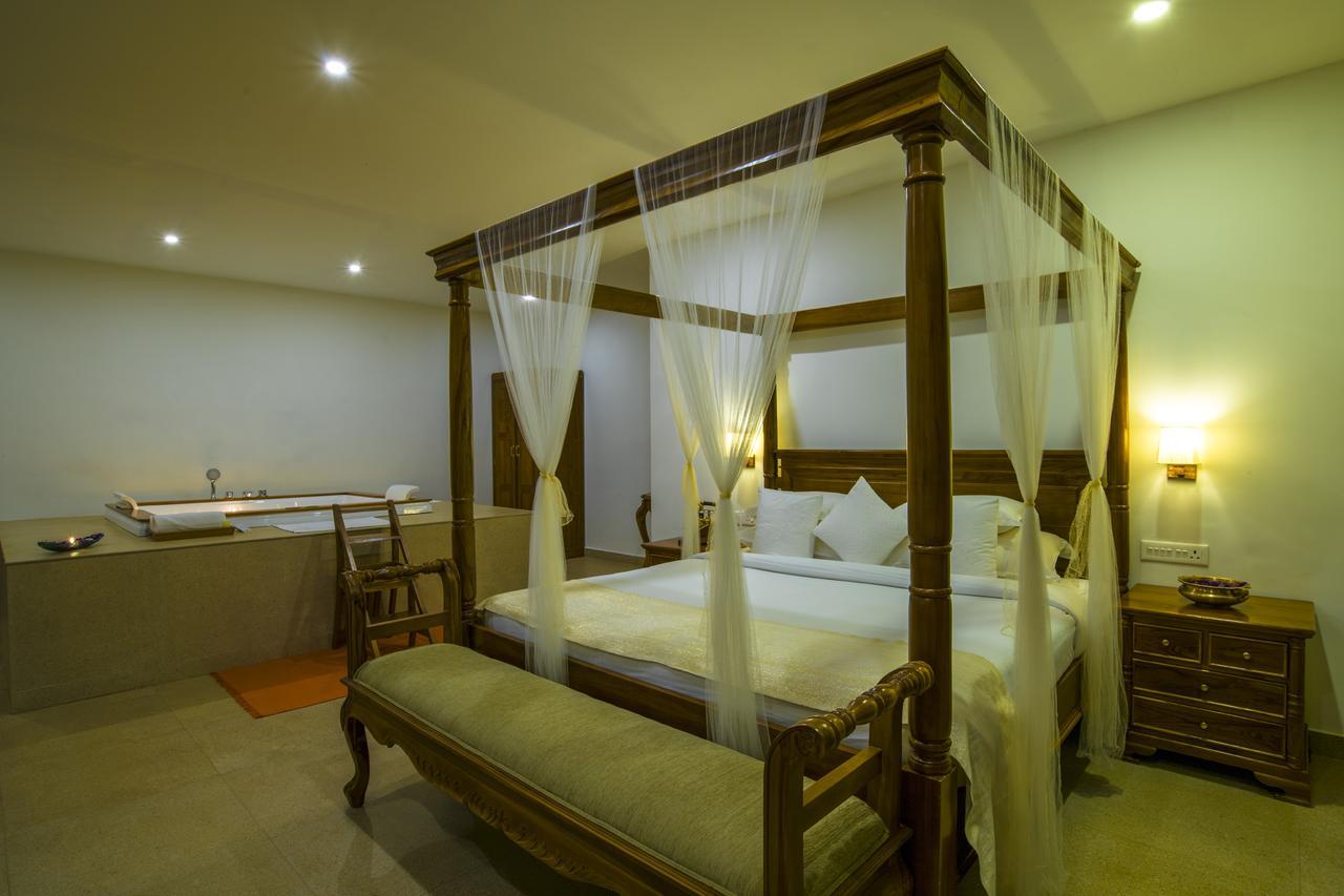 Olive Golden Ridge Resort Chinnakanal Exterior photo