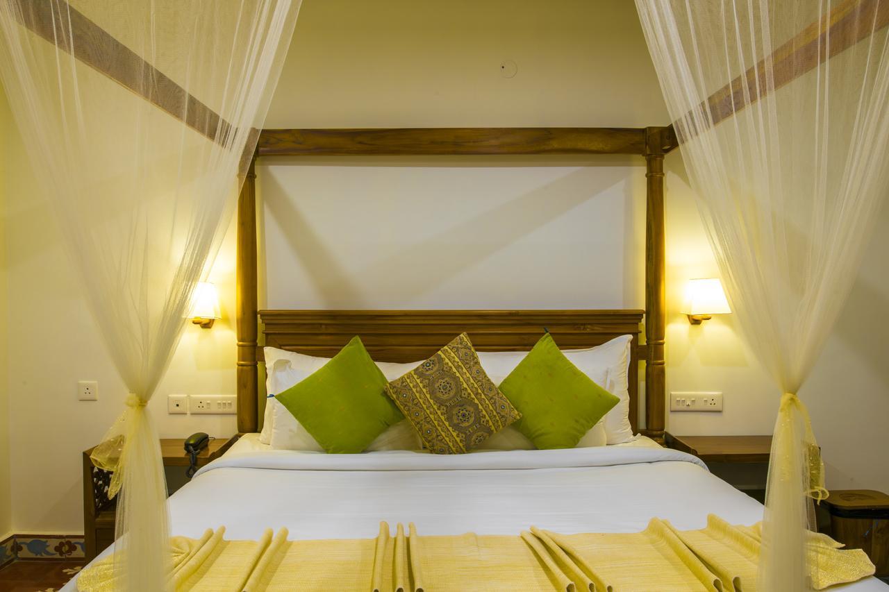 Olive Golden Ridge Resort Chinnakanal Exterior photo