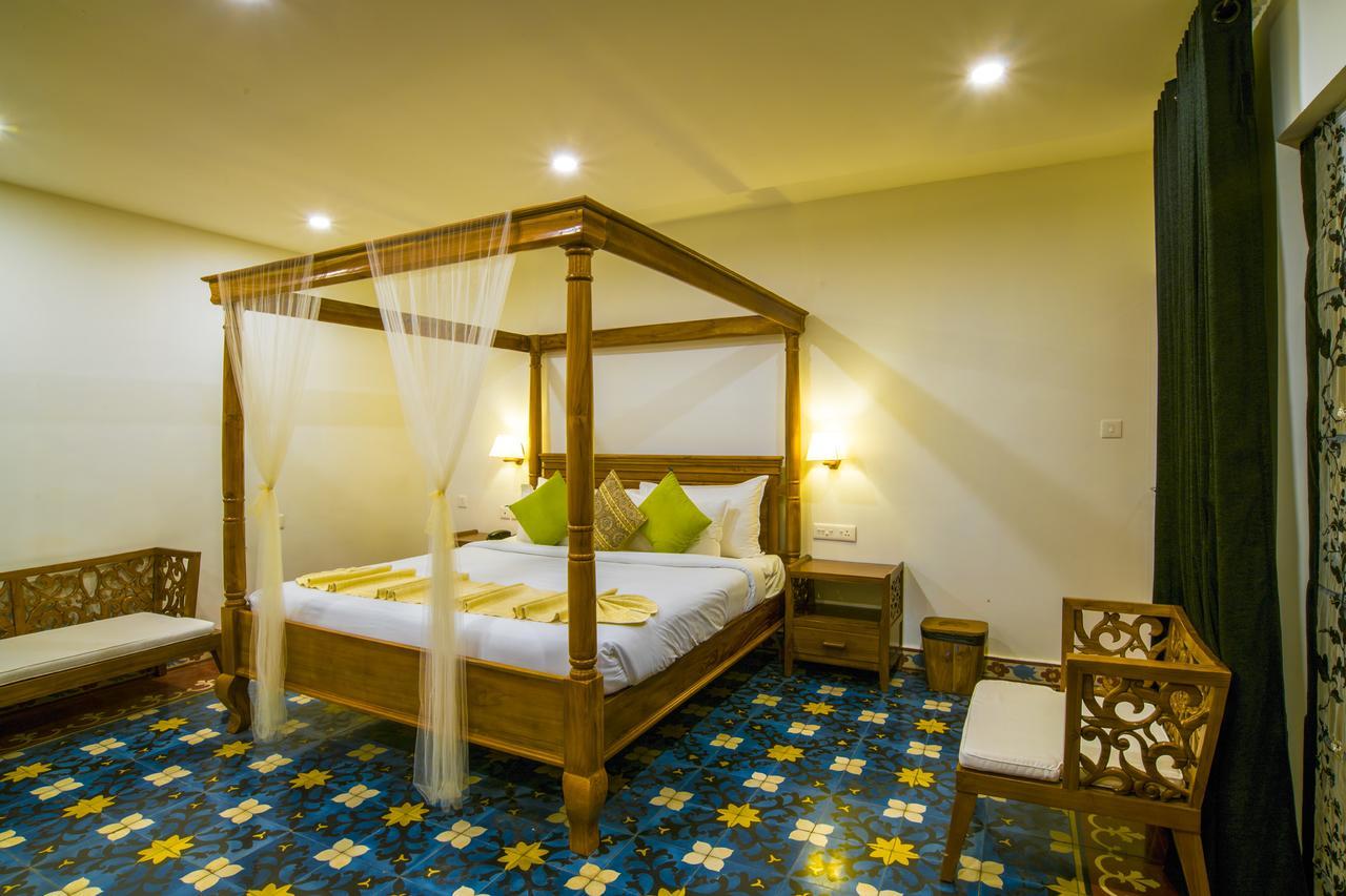 Olive Golden Ridge Resort Chinnakanal Exterior photo